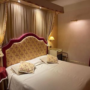 Comfort Double or Twin Room